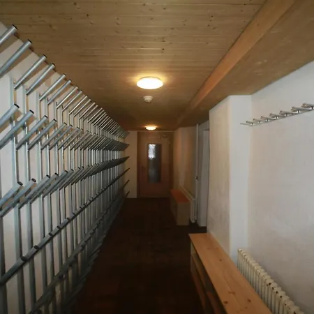 Juhui Hostel Arosa