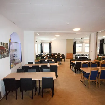 Juhui Hostel *